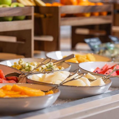 Tirana Marriott Hotel Dış mekan fotoğraf