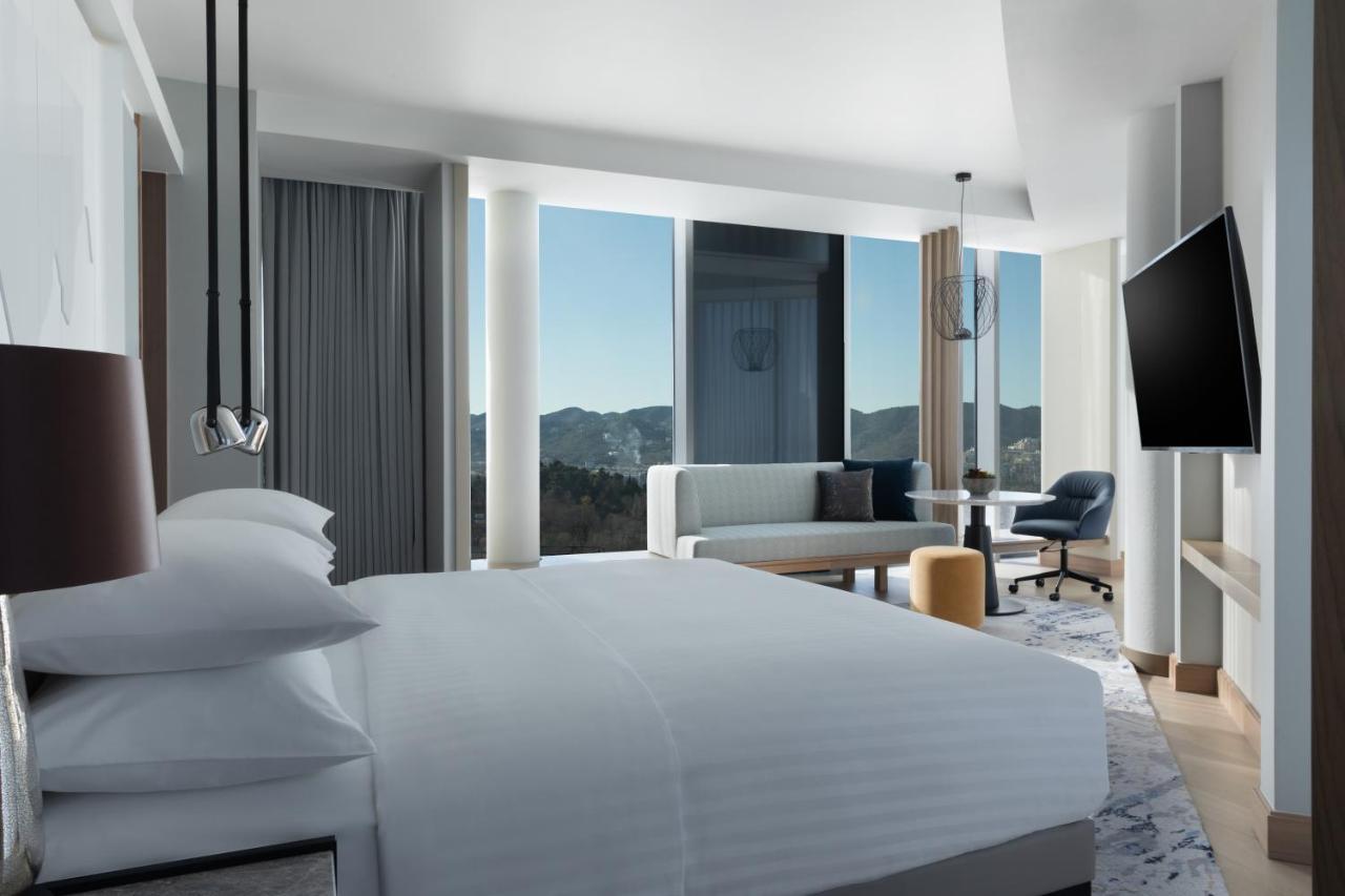Tirana Marriott Hotel Dış mekan fotoğraf