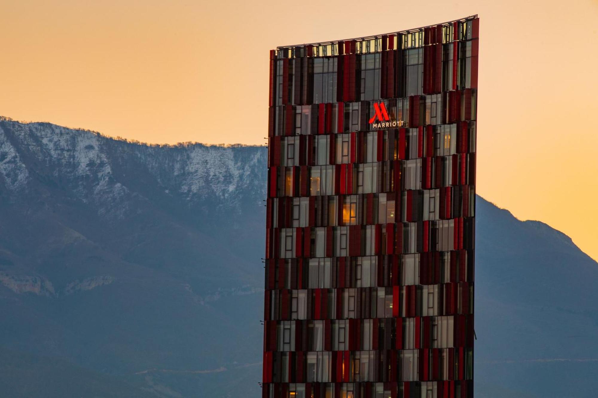 Tirana Marriott Hotel Dış mekan fotoğraf