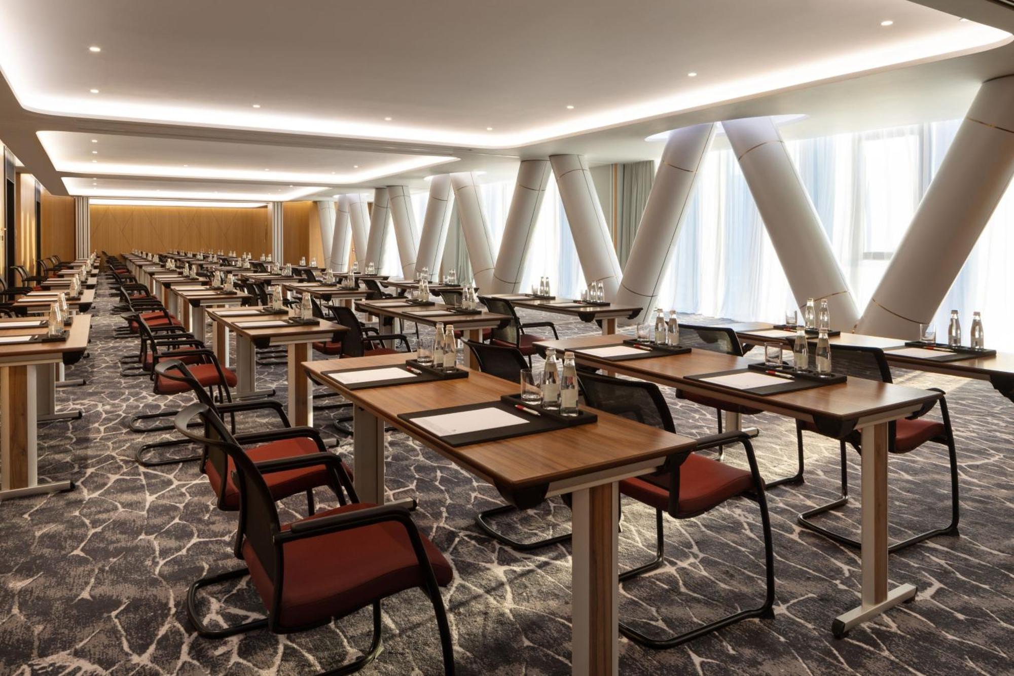 Tirana Marriott Hotel Dış mekan fotoğraf