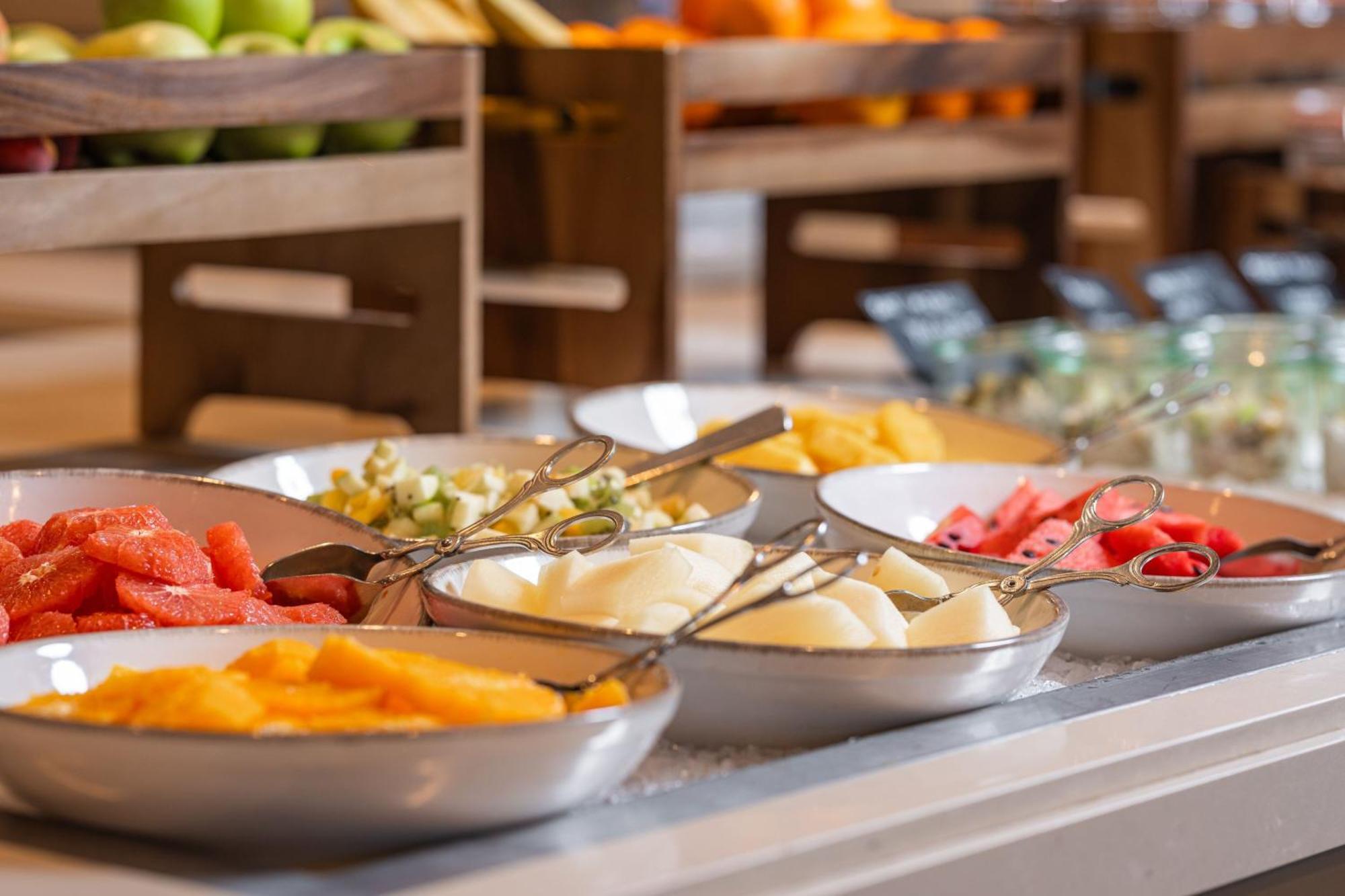 Tirana Marriott Hotel Dış mekan fotoğraf